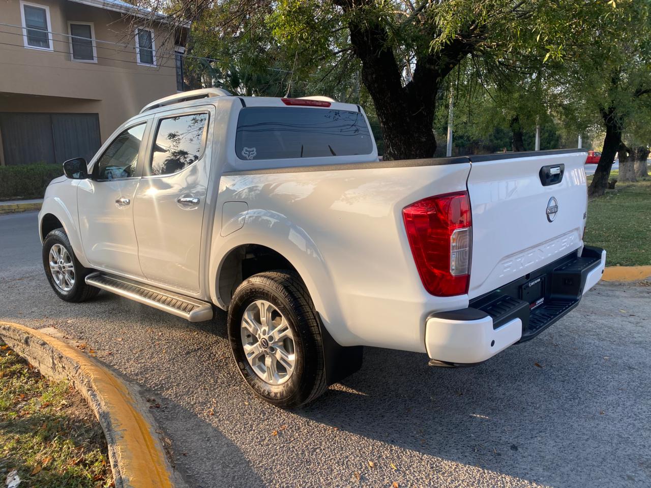 2023 Nissan FRONTIER 4P LE L42.5 AUT
