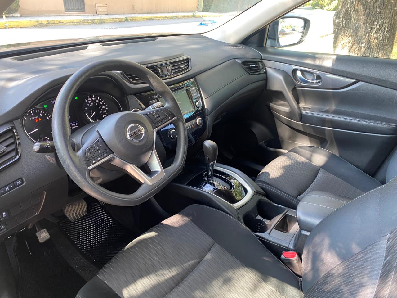 2022 Nissan X-TRAIL 5 PTS SENSE CVT 5 PAS RA-17