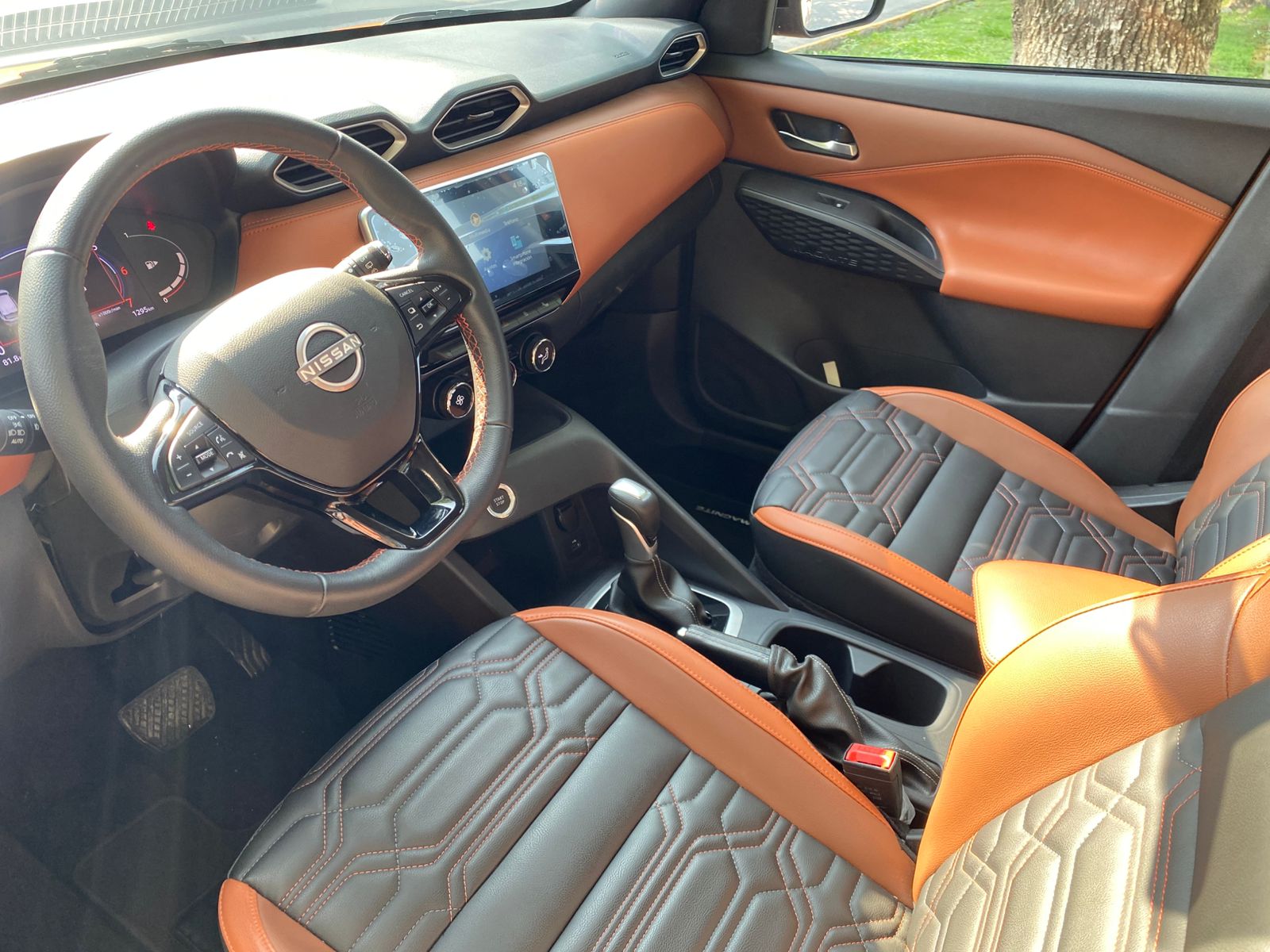 2025 Nissan MAGNITE 5 PUERTAS EXCLUSIVE 1.0 LTS CVT T